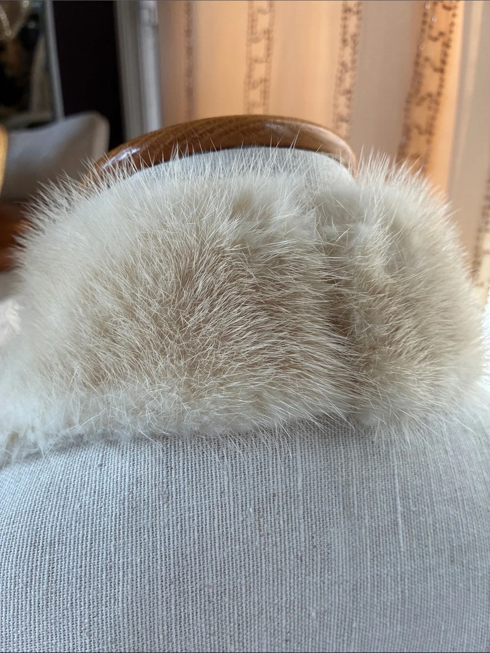 Vintage Cream Mink Fur Neck Wrap with Gold Bow Brooch